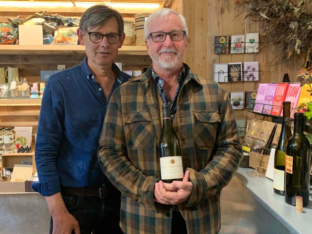 Tasting wines & flower arranging with California’s Robert&nbsp;Sinskey